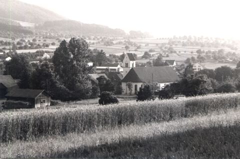 Vorschau: B - 060, Hofstetten mit Kirche und Dreschschopf