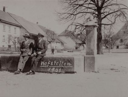 Vorschau: C1 - 93, Schulhausplatz-Brunnen