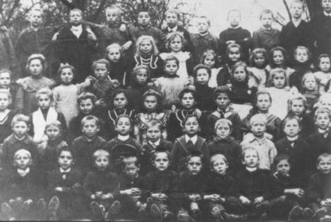 Vorschau: K - 224, Schulfoto um 1900