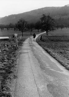 F - 01 Hofstetten, Schräger Weg.JPG