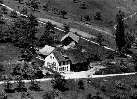 D2 - 05 Flüh, Hof Rotläng 1959.JPG