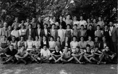Vorschau: K - 232, Schulfoto Bezirksschule