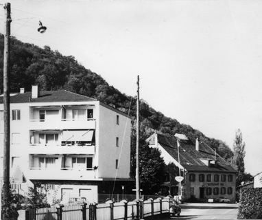 Vorschau: D1 - 51 Bad-Block mit altem Bad ca. 1970